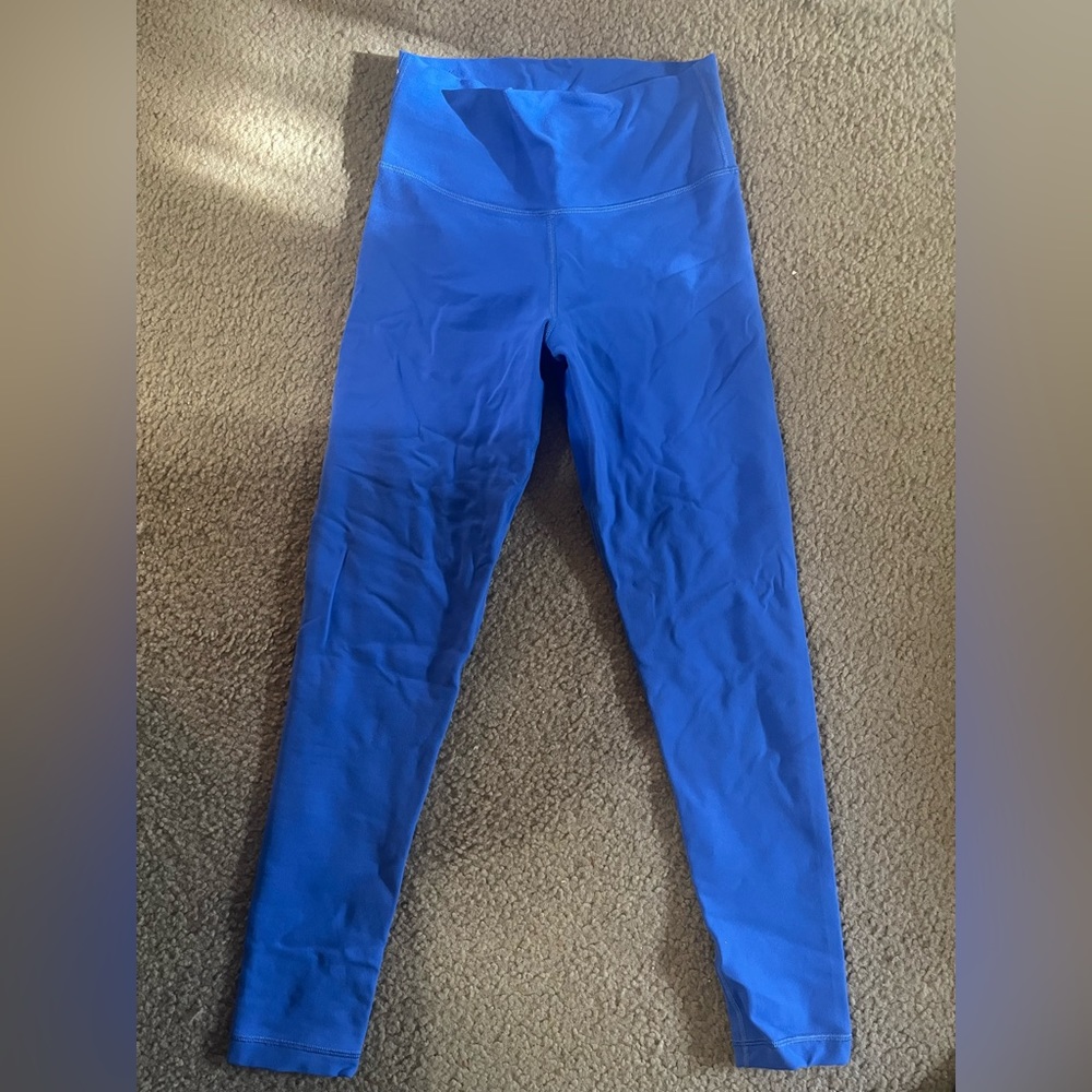 TnAction Aritzia leggings